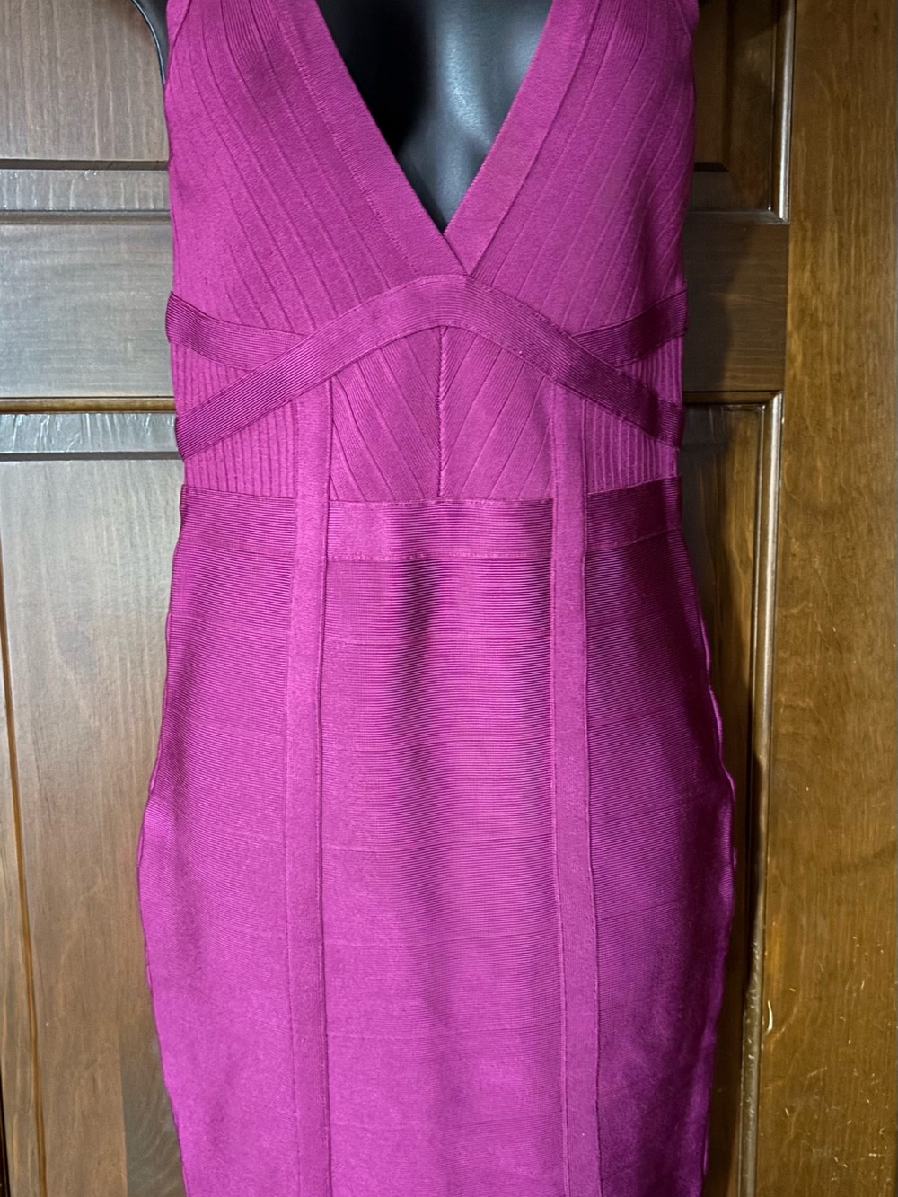 Guess Magenta V‑Neck Bandage Dress